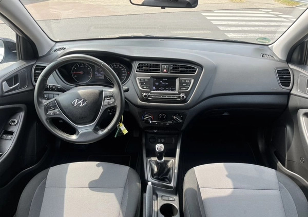 Hyundai i20 cena 46500 przebieg: 56000, rok produkcji 2019 z Piotrków Trybunalski małe 254